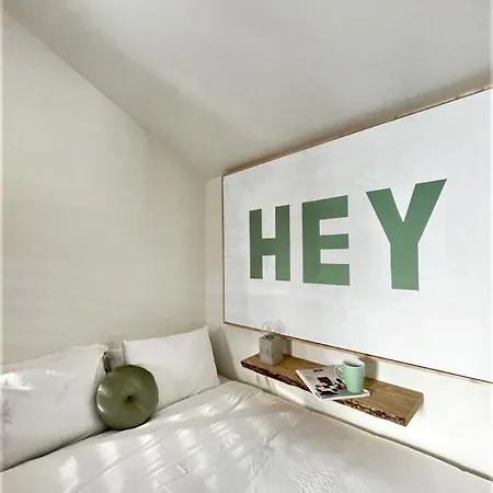 Hey - Free Parking And Smart Tv