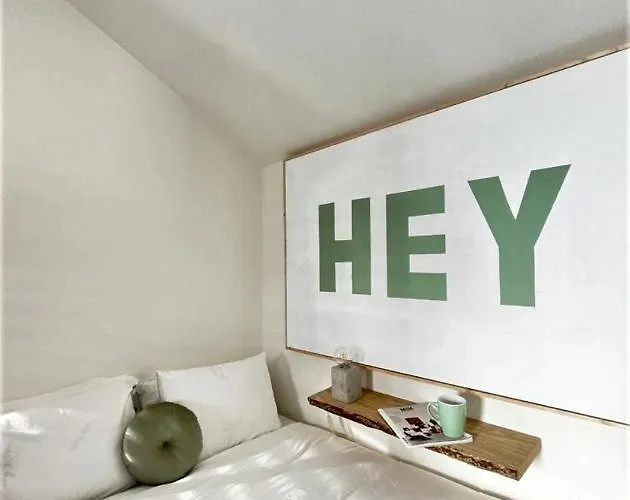 Hey - Free Parking And Smart Tv